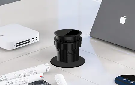 Ketinggian soket desktop adalah sesuai